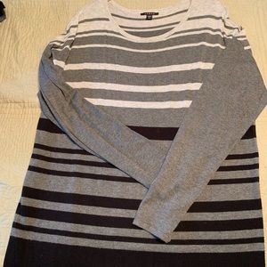 Cyrus long sleeved tunic sweater